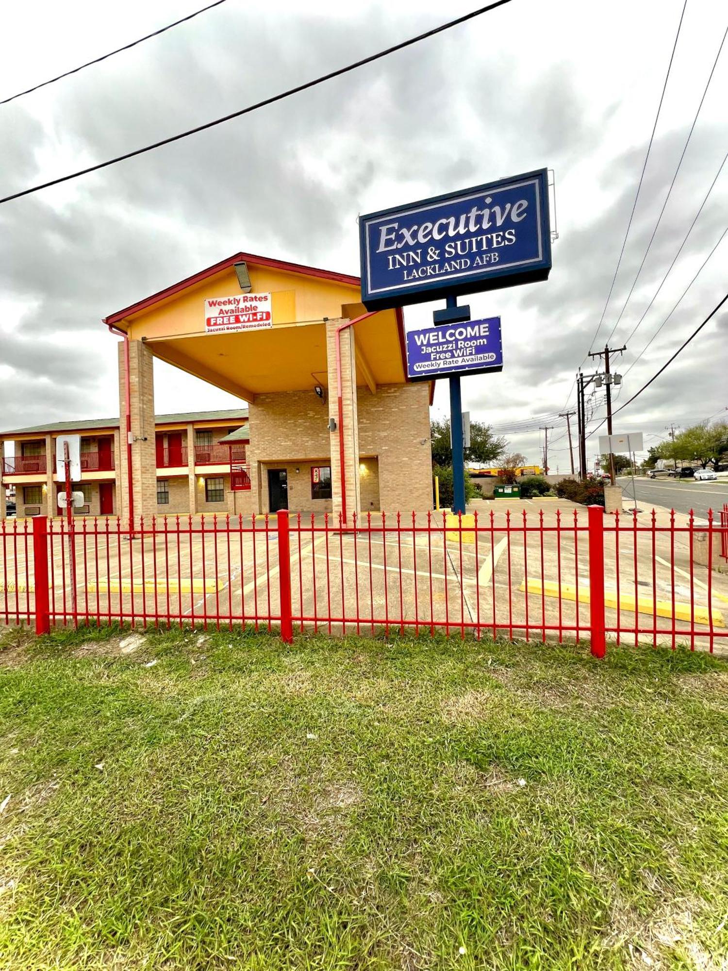 Executive Inn & Suites Lackland Afb Сан-Антонио Экстерьер фото